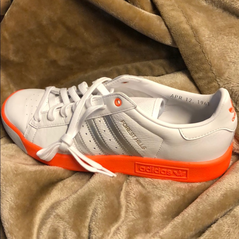 Adidas forest hills sneakers